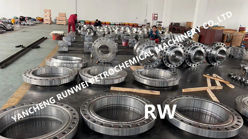 Weld Neck Flange Picture 29 1-2 500 PSI finished picture_副本.jpg